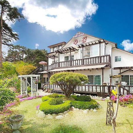 Gyeongpo Woosung Pension Каннин Екстер'єр фото